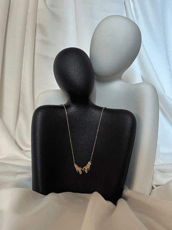 Collier together