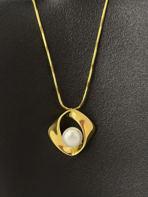 collier bloom – Image 2