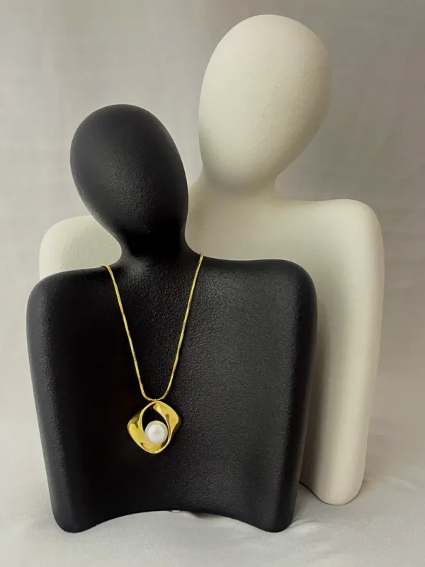collier bloom